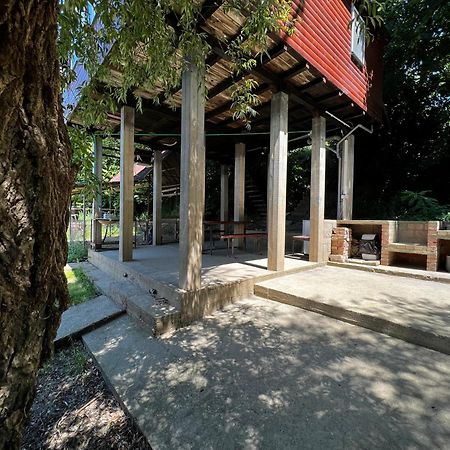 Villa Kuca I Splav Na Reci Savi Belgrad Exterior foto
